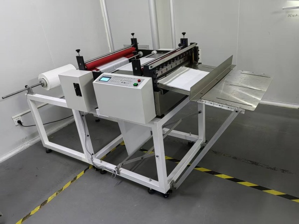 Вертикальный станок с предварительной размоткой материала HYD-500S